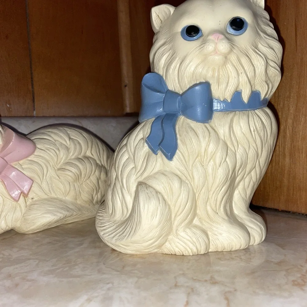 Triple Set of Homco Plastic Wall Hanging Kitten Cat Pink Ribbon Blue‎ Eyes
